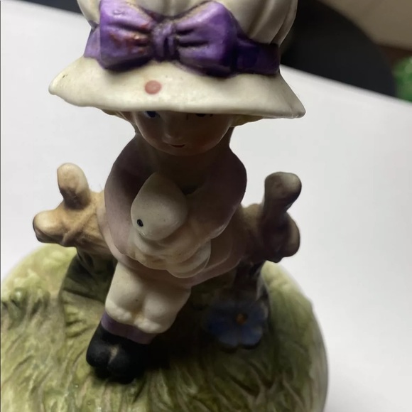 Little Girl Music Box - Picture 6 of 7